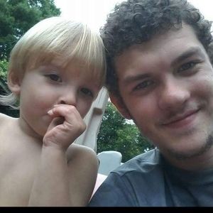 Meet your Posher, Logan